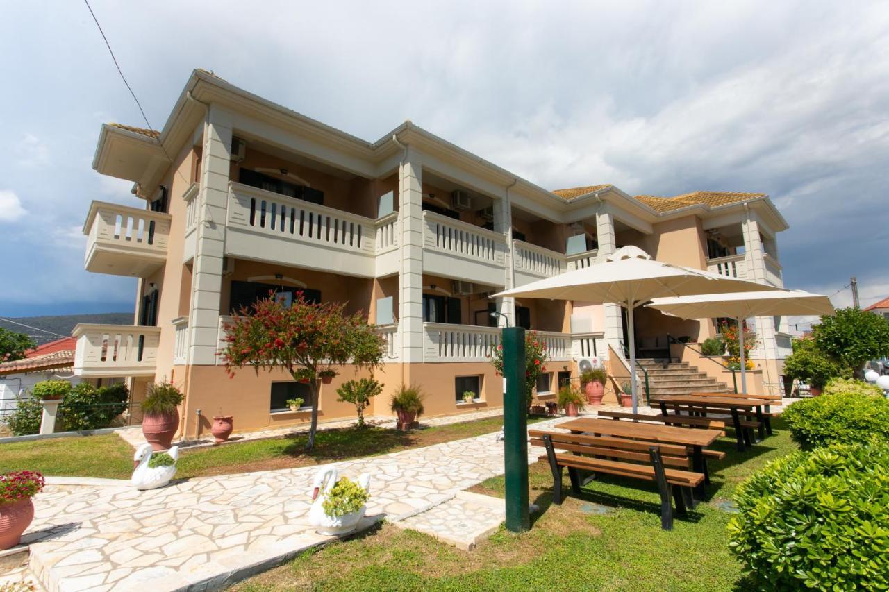 Lady Elena Hotel Ammoudia Exterior photo