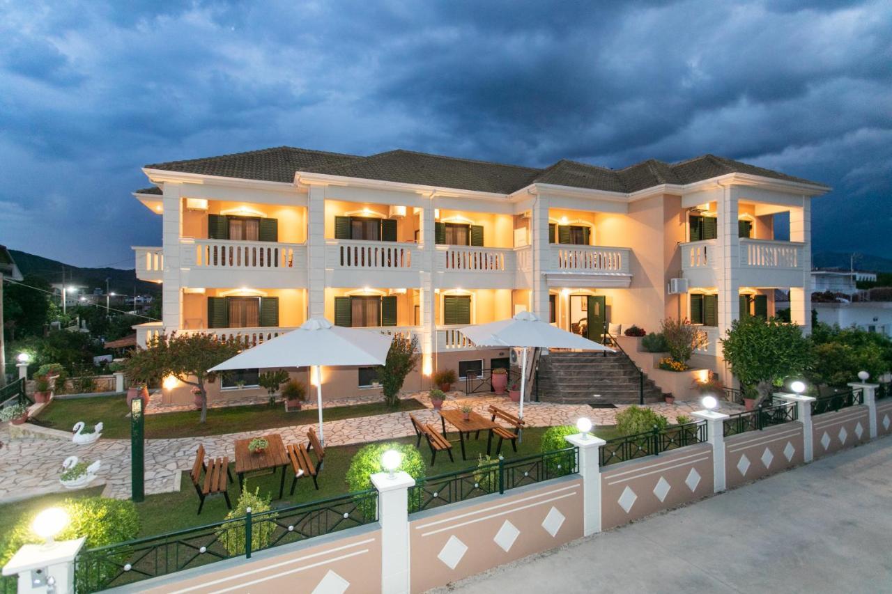 Lady Elena Hotel Ammoudia Exterior photo