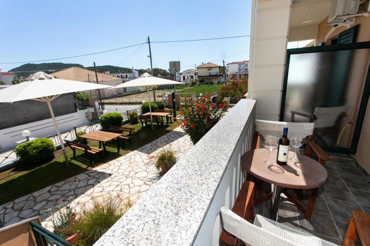 Lady Elena Hotel Ammoudia Exterior photo