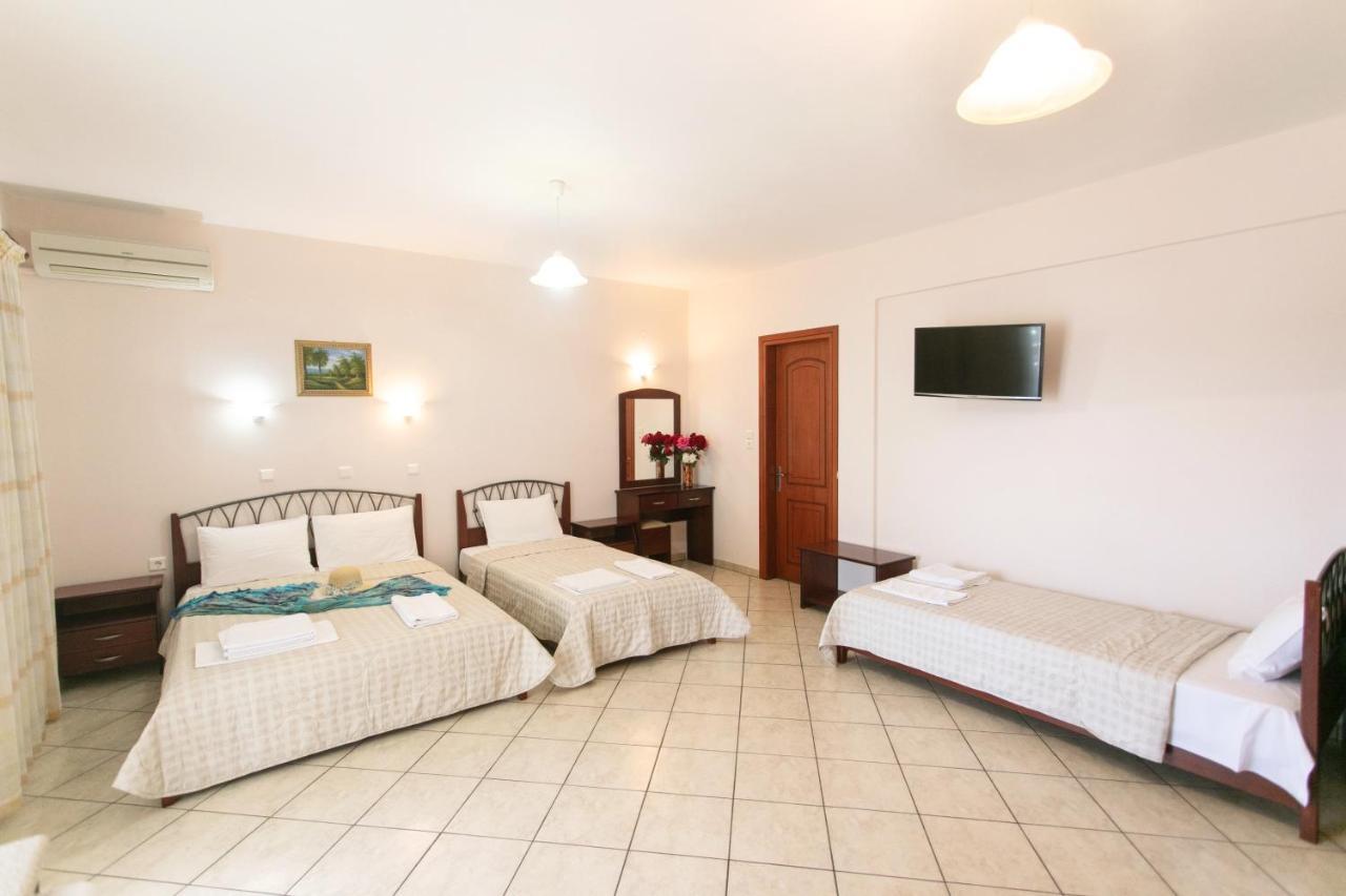 Lady Elena Hotel Ammoudia Exterior photo